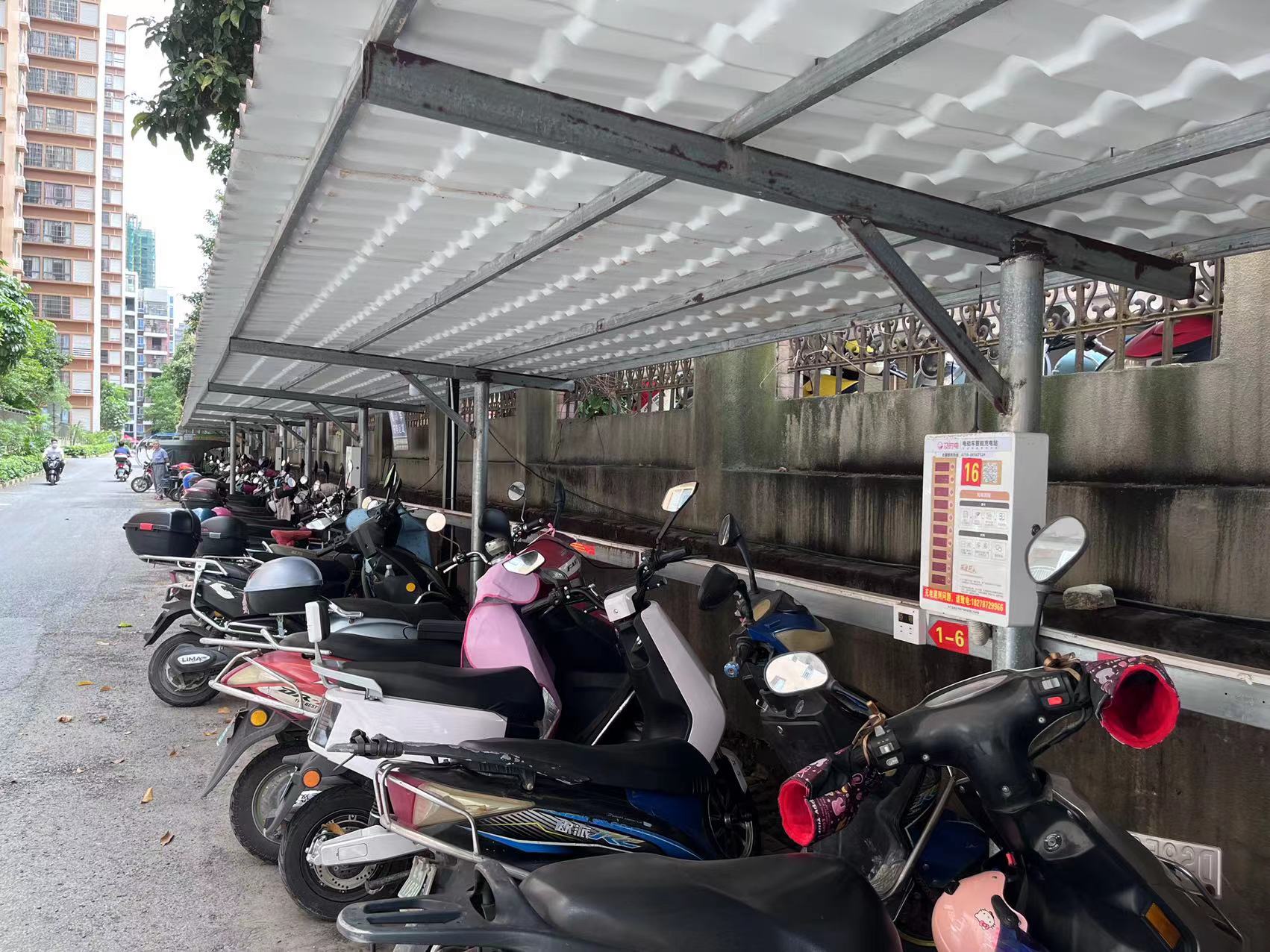 及时电户外10 路电动自行车充电桩下雨天可以充电吗？